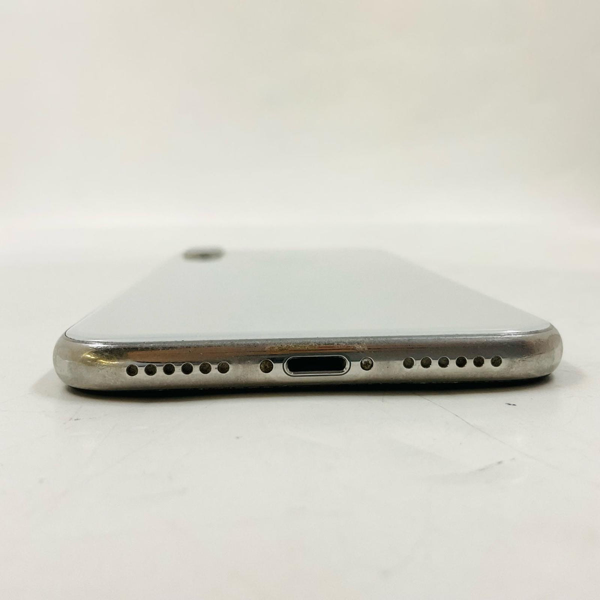 【最速発送】Apple iPhone iPhone X 64GB シルバー SIMフリー 白ロム【難有】 72%