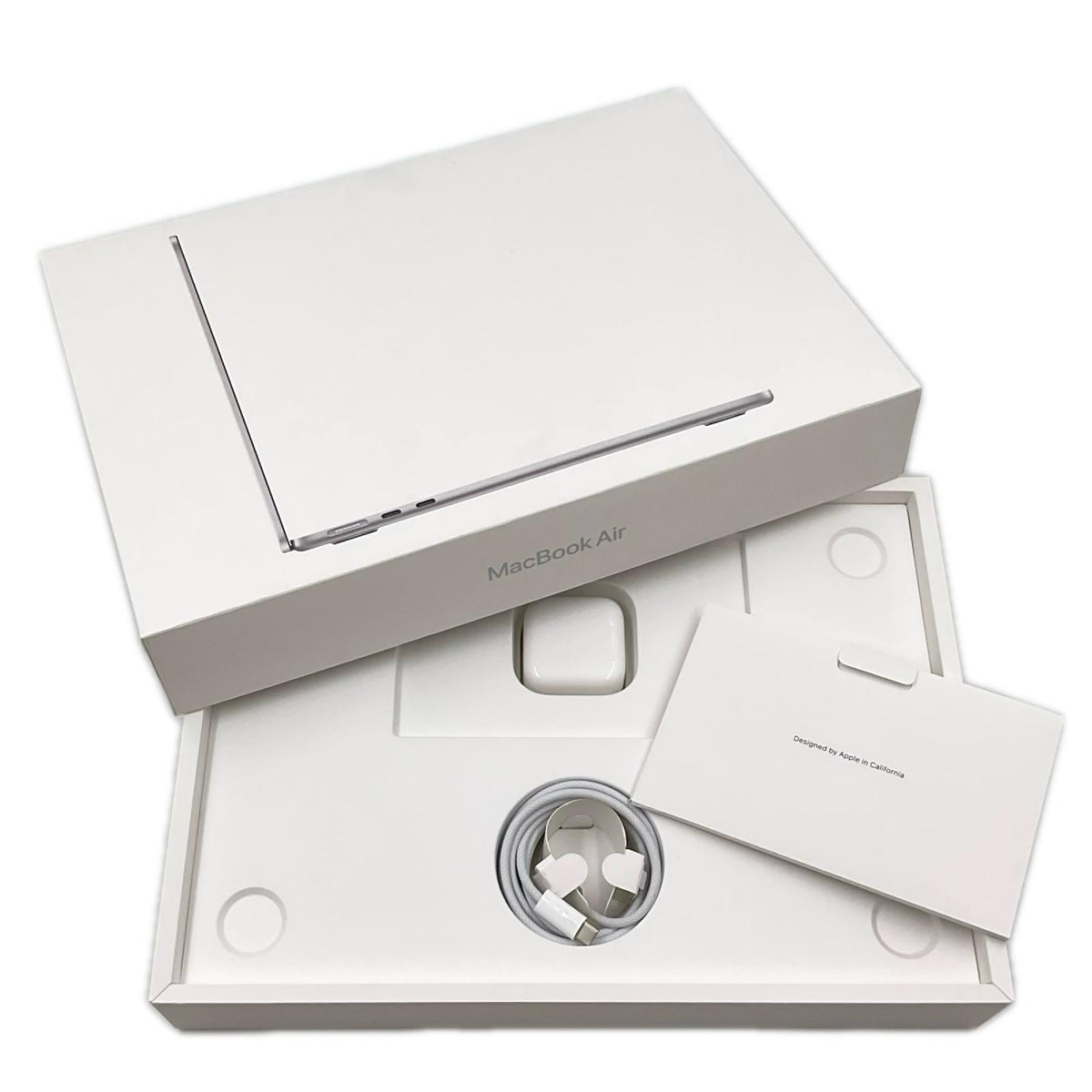 【全額返金保証】【最速発送】Apple MacBook Air 13.6インチ Apple M5 16GB SSD 512GB シルバー 99% 超美品 動作確認済