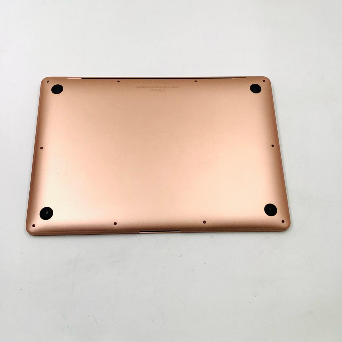 【最速発送】Apple MacBook Air 13インチ 2020 1.1GHz デュアルコア Intel Core i3 8GB 256GB ゴールド【難有】