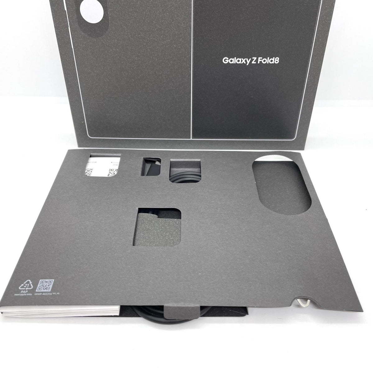 【全額返金保証】【最速発送】SAMSUNG Galaxy Z Fold 8 256GB グラファイト Softbank SIMフリー SM-F971Z 超美品 動作確認済
