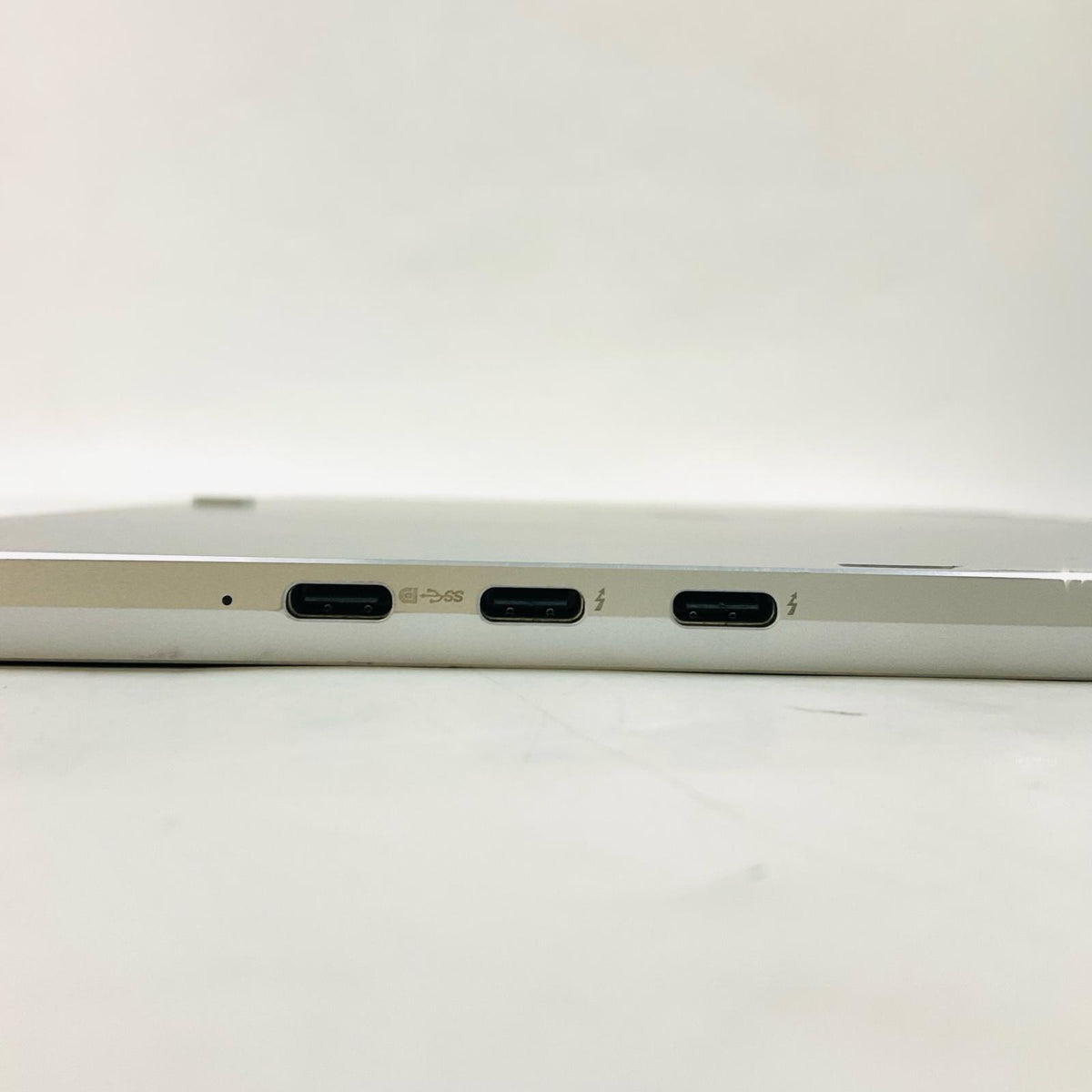 【全額返金保証】【最速発送】HP Elite x2 G4 i5-8265U 1.6GHz 8GB M.2 SSD 256GB 100% 動作確認済
