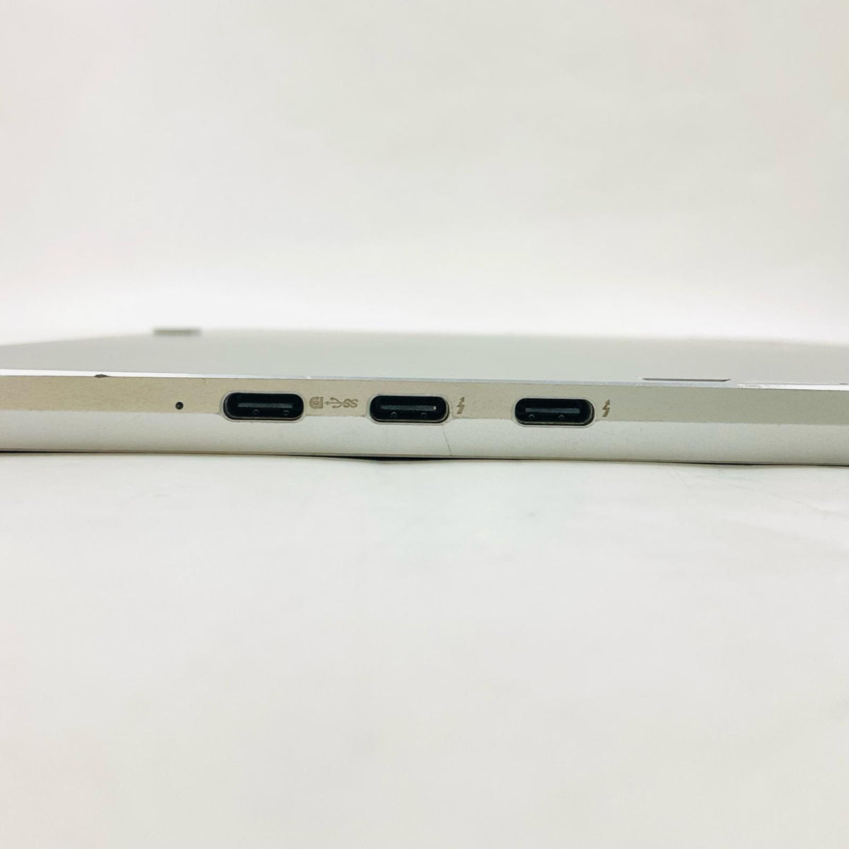 【全額返金保証】【最速発送】HP Elite x2 G4 i5-8265U 1.6GHz 8GB M.2 SSD 256GB 100% 美品 動作確認済