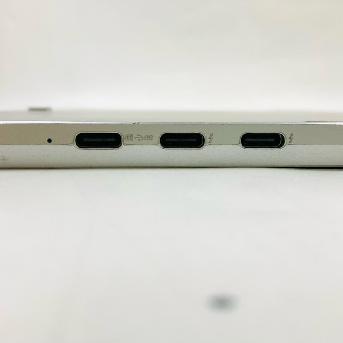 【最速発送】HP Elite x2 G4 i5-8265U 1.6GHz 8GB M.2 SSD 256GB 100%【難有】
