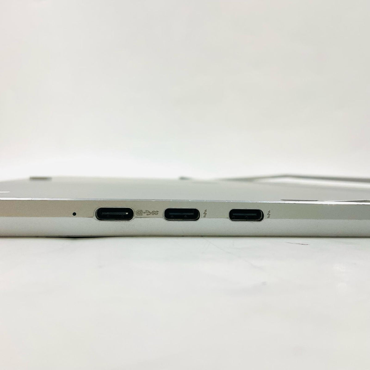 【最速発送】HP Elite x2 G4 i5-8265U 1.6GHz 8GB M.2 SSD 256GB 100%【難有】