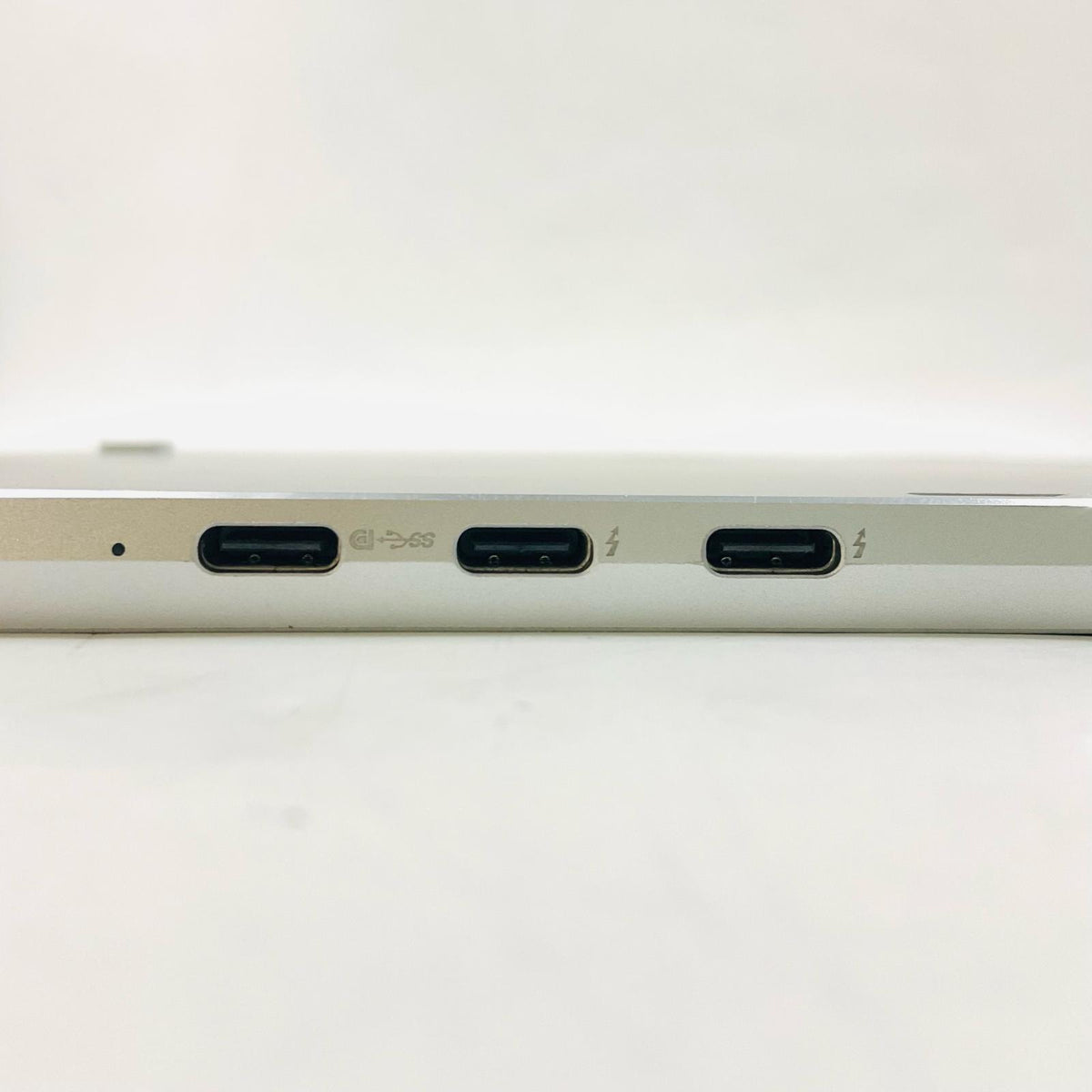 【全額返金保証】【最速発送】HP Elite x2 G4 i5-8265U 1.6GHz 8GB M.2 SSD 256GB 100% 美品 動作確認済