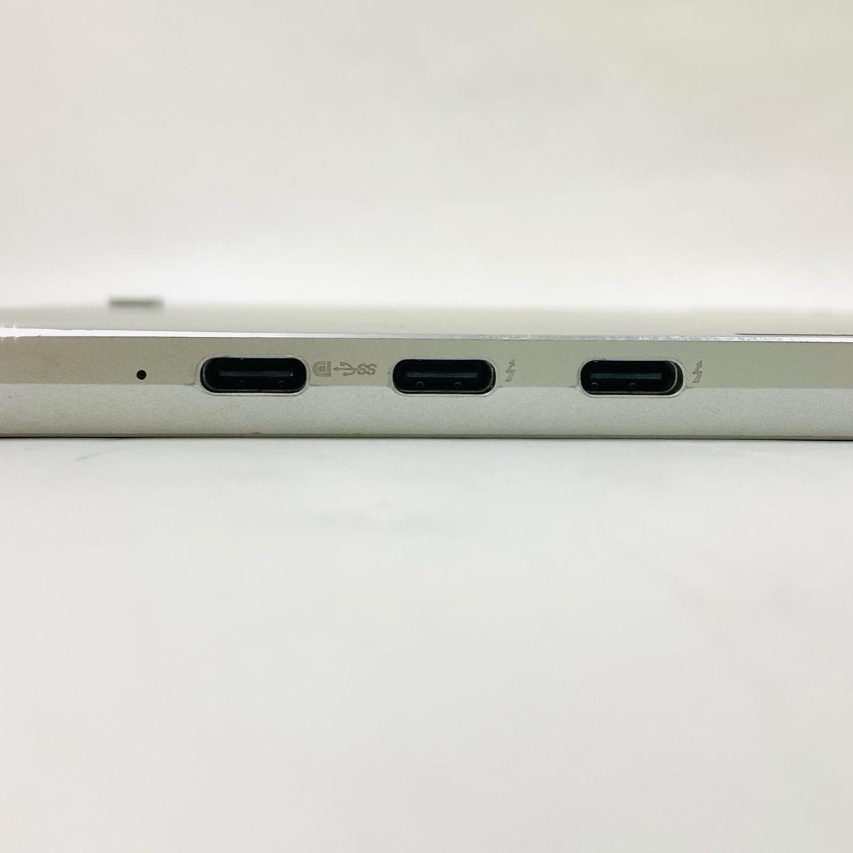 【全額返金保証】【最速発送】HP Elite x2 G4 i5-8265U 1.6GHz 8GB M.2 SSD 256GB 100% 動作確認済