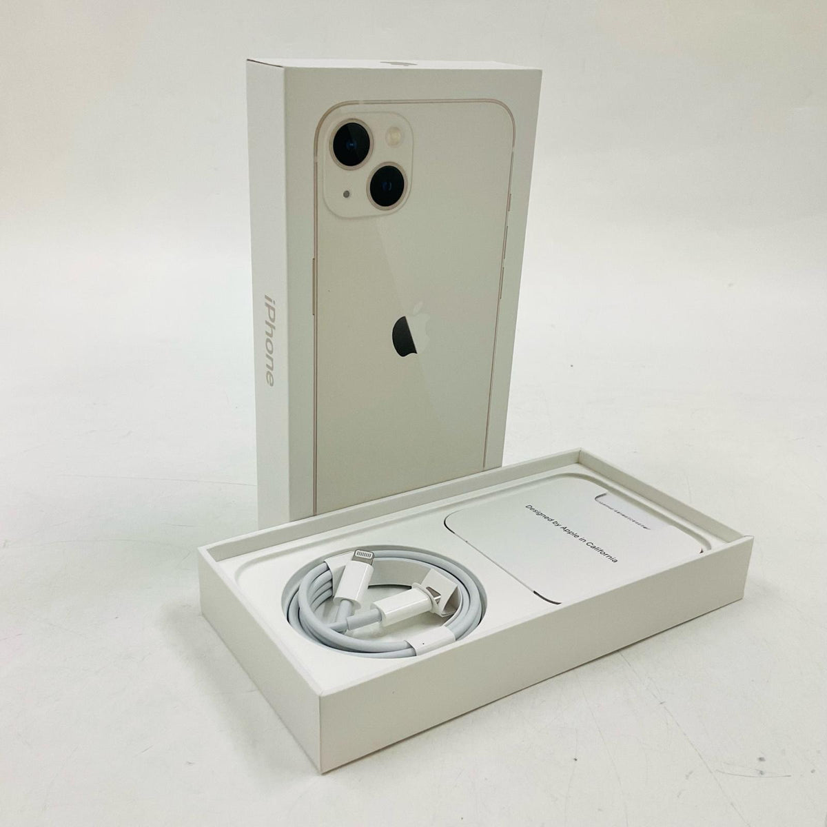 【全額返金保証】【最速発送】Apple iPhone iPhone 13 128GB スターライト docomo SIMフリー 白ロム 美品 動作確認済 84%