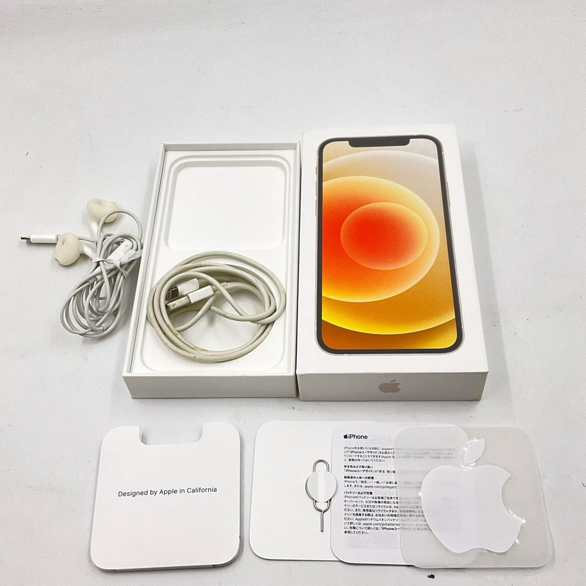 【全額返金保証】【最速発送】Apple iPhone iPhone 12 64GB ホワイト Softbank SIMフリー 白ロム 美品 動作確認済 84%