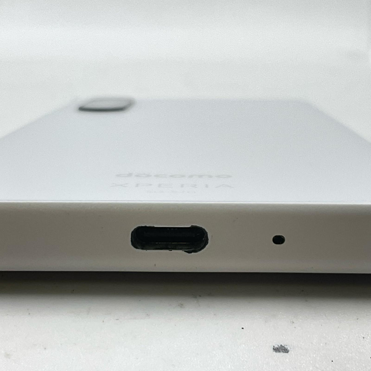 【全額返金保証】【最速発送】Sony Xperia 10 V 128GB ホワイト docomo SIMフリー SO-52D 白ロム 美品 動作確認済