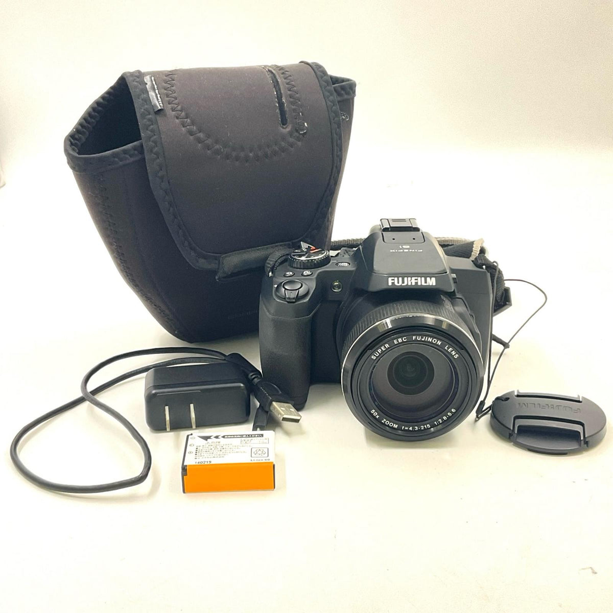 【全額返金保証】【最速発送】FUJIFILM コンパクトデジタルカメラ FINEPIX S1 美品 動作確認済