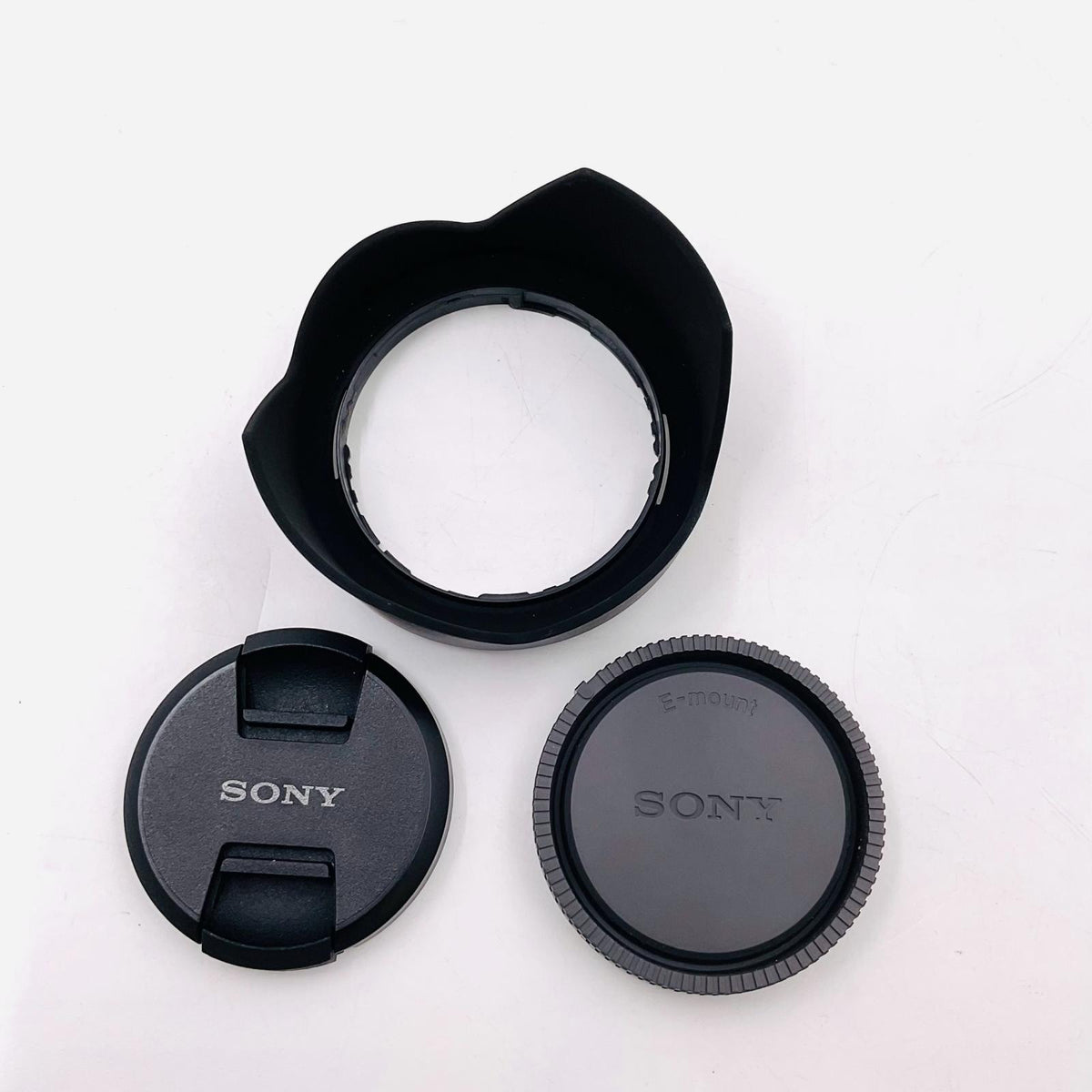 【全額返金保証】【最速発送】Sony FE 28-70mm F3.5-5.6 OSS SEL2870 美品 動作確認済