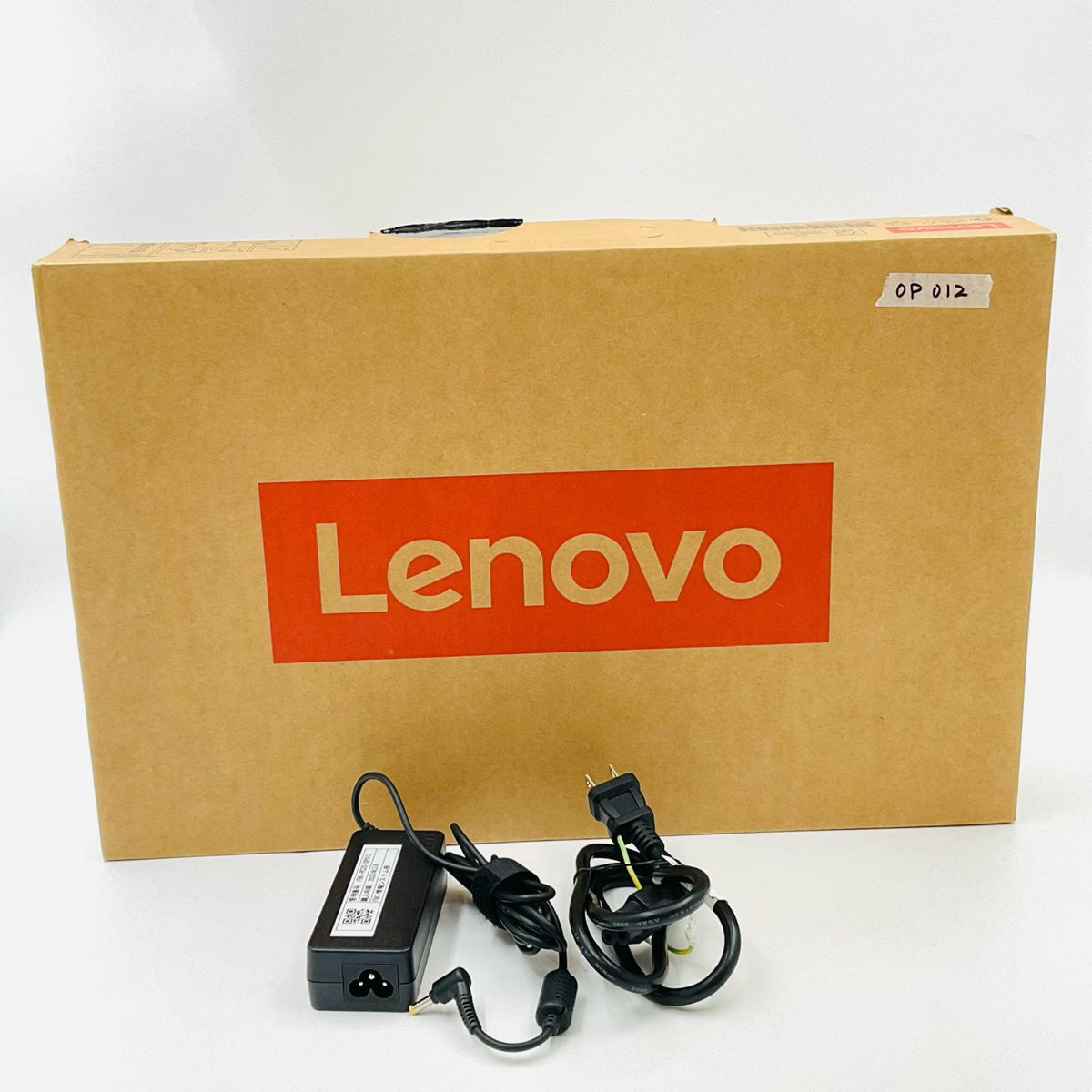 【全額返金保証】【最速発送】Lenovo V14 V14 G4 ABP AMD Ryzen 5 7430U with Radeon Graphics 8GB M.2 SSD 256GB 100% 美品 動作確認済