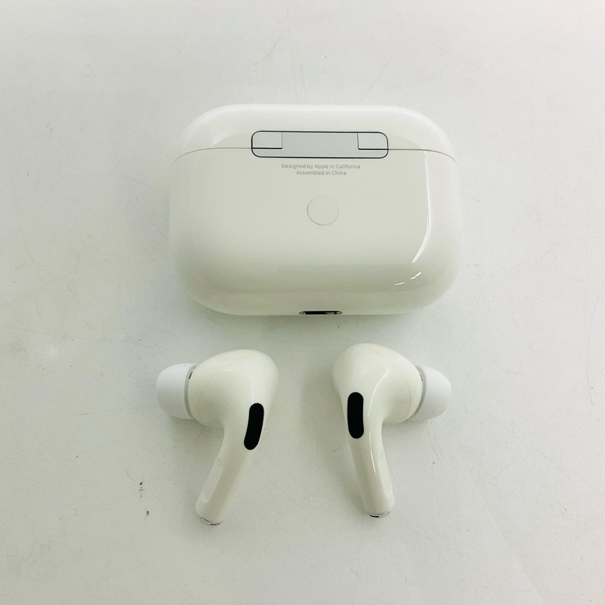 【全額返金保証】【最速発送】Apple AirPods Pro(第1世代) A2084 美品 動作確認済