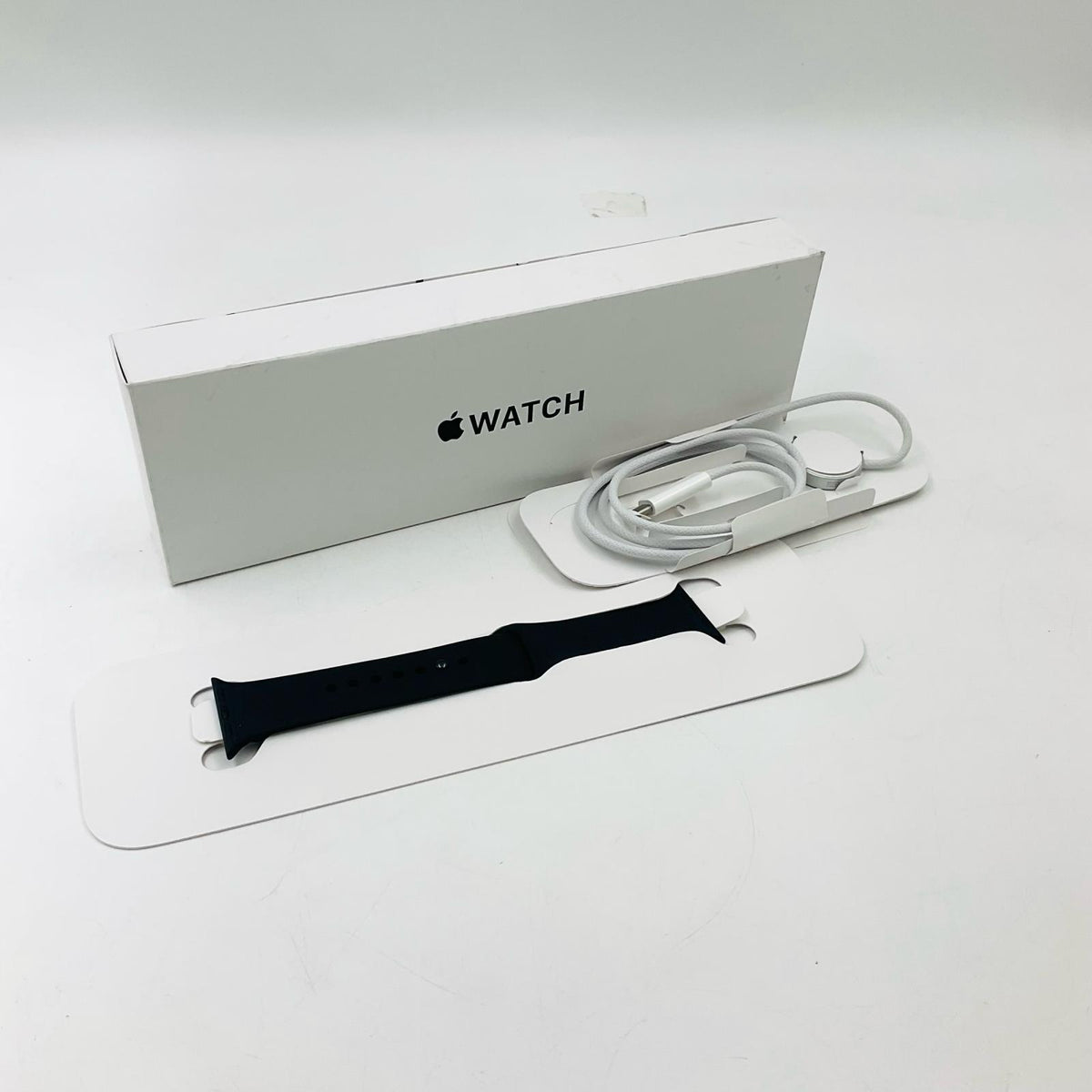 【全額返金保証】【最速発送】Apple Watch SE 3 アルミニウム 40mm GPS 白ロム 100% 美品 動作確認済
