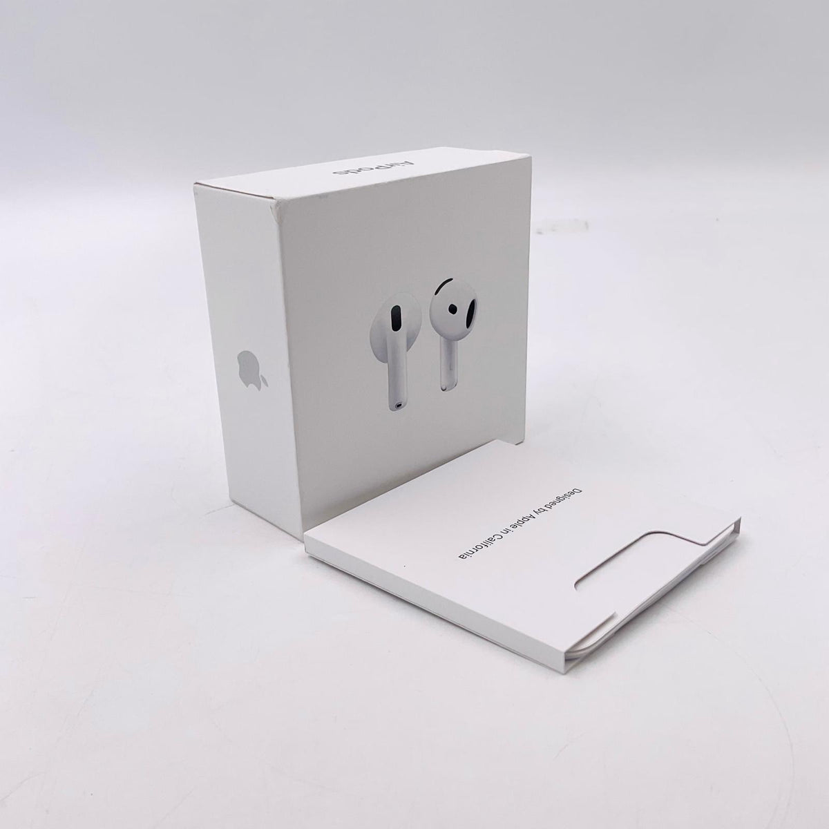 【全額返金保証】【最速発送】Apple AirPods 4 美品 動作確認済