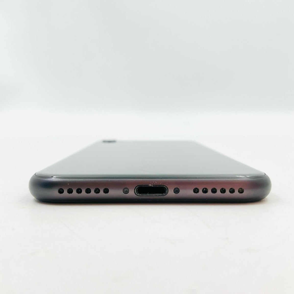 【全額返金保証】【最速発送】Apple iPhone iPhone 8 64GB スペースグレイ Softbank 白ロム 動作確認済 79%