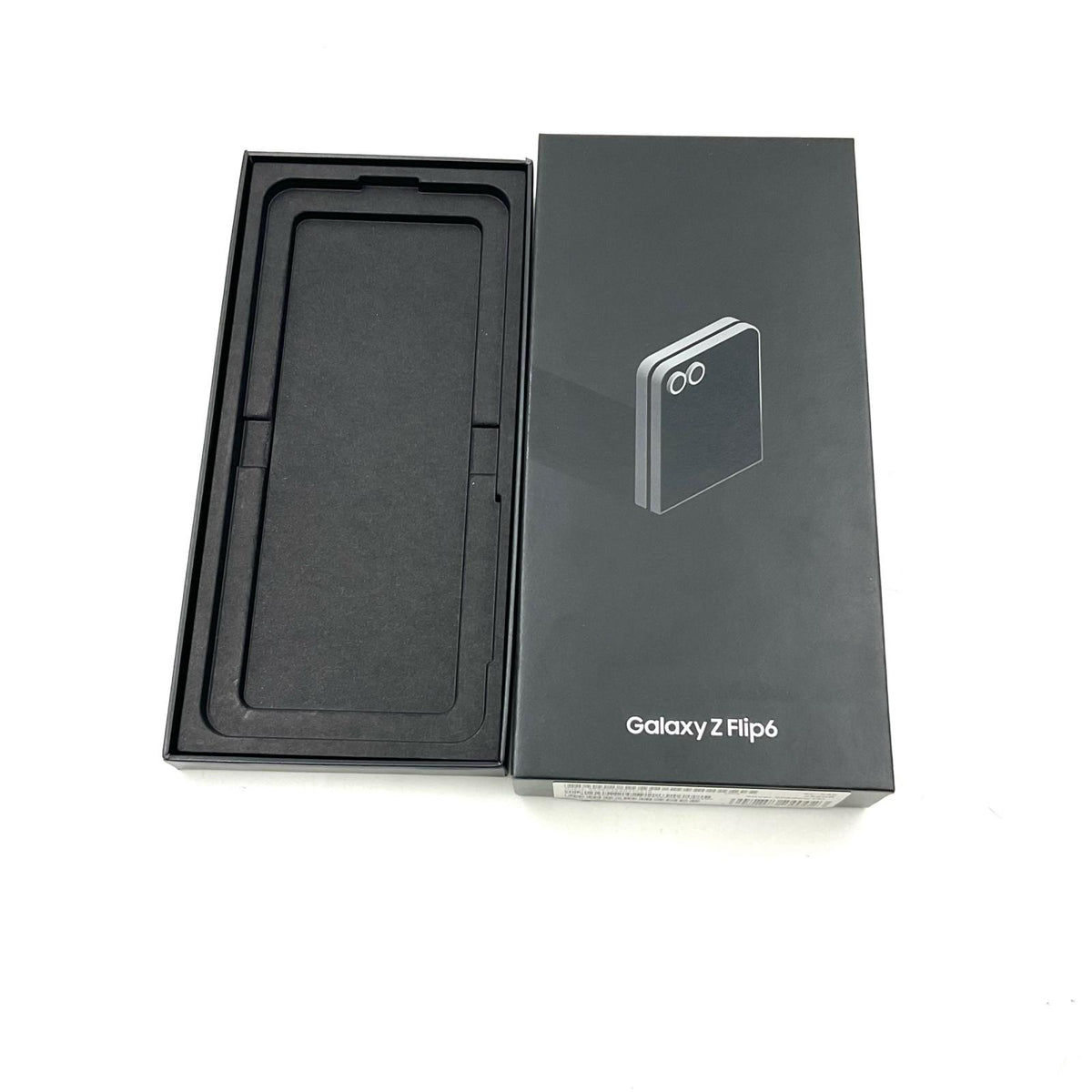 【最速発送】SAMSUNG Galaxy Z Flip6 256GB シルバー docomo SIMフリー SC-54E 白ロム【難有】