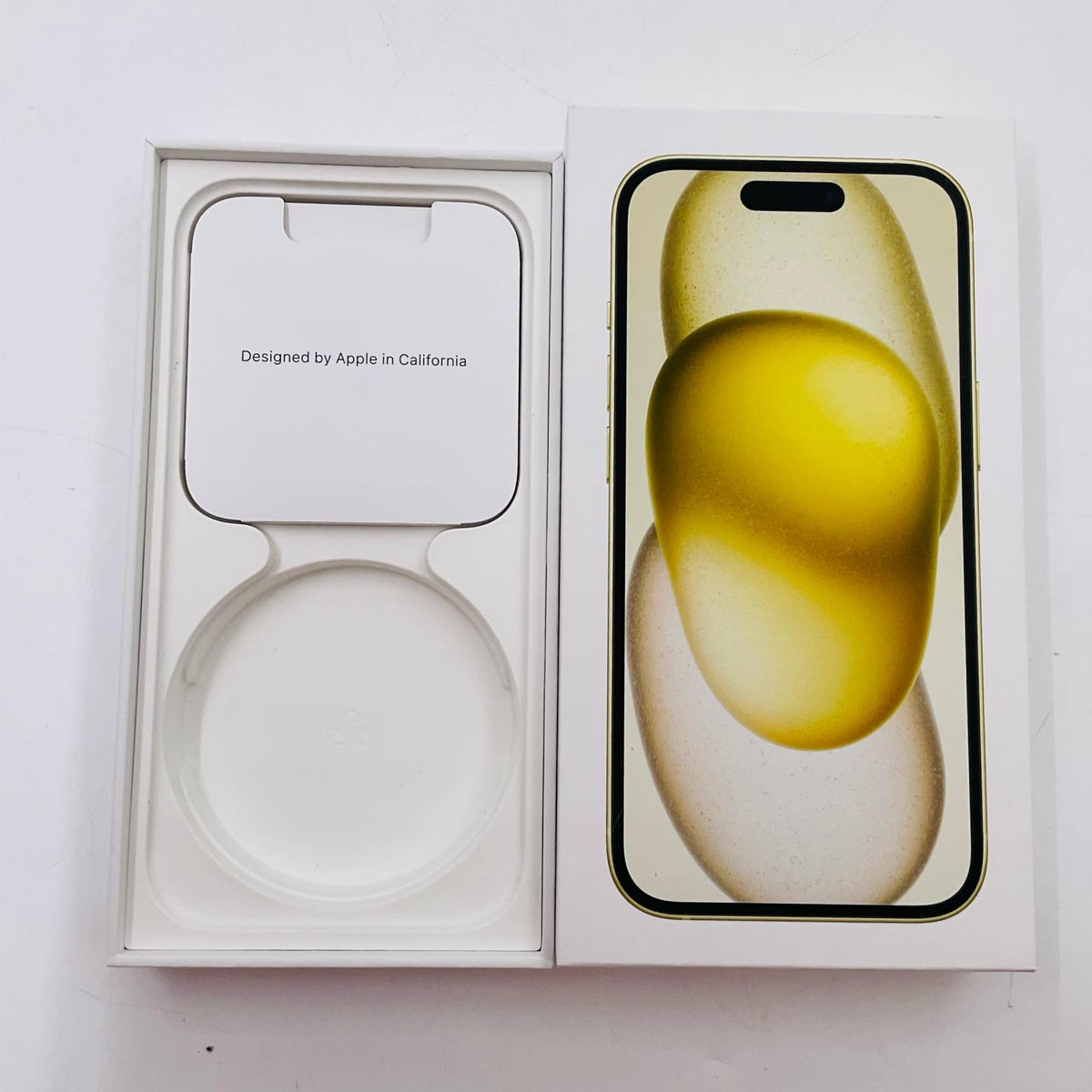【全額返金保証】【最速発送】Apple iPhone iPhone 15 256GB イエロー SIMフリー 白ロム 美品 動作確認済 83%