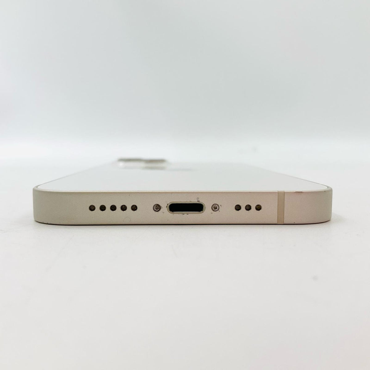 【全額返金保証】【最速発送】Apple iPhone iPhone 13 128GB スターライト docomo SIMフリー 白ロム 動作確認済 78%