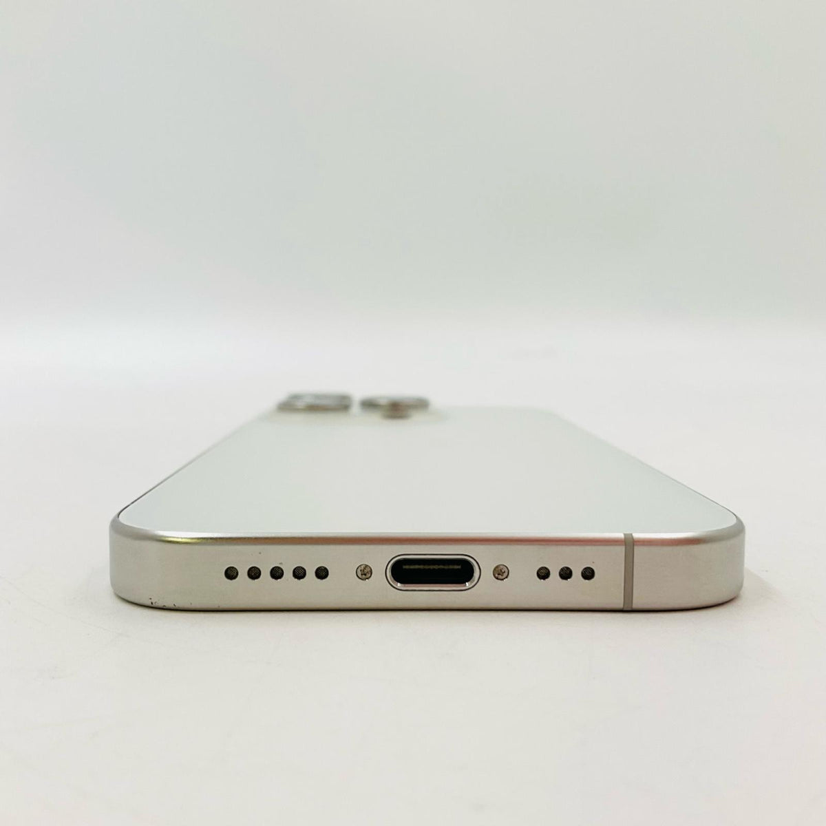 【全額返金保証】【最速発送】Apple iPhone iPhone 15 Pro 128GB ホワイトチタニウム SIMフリー 白ロム 動作確認済 84%