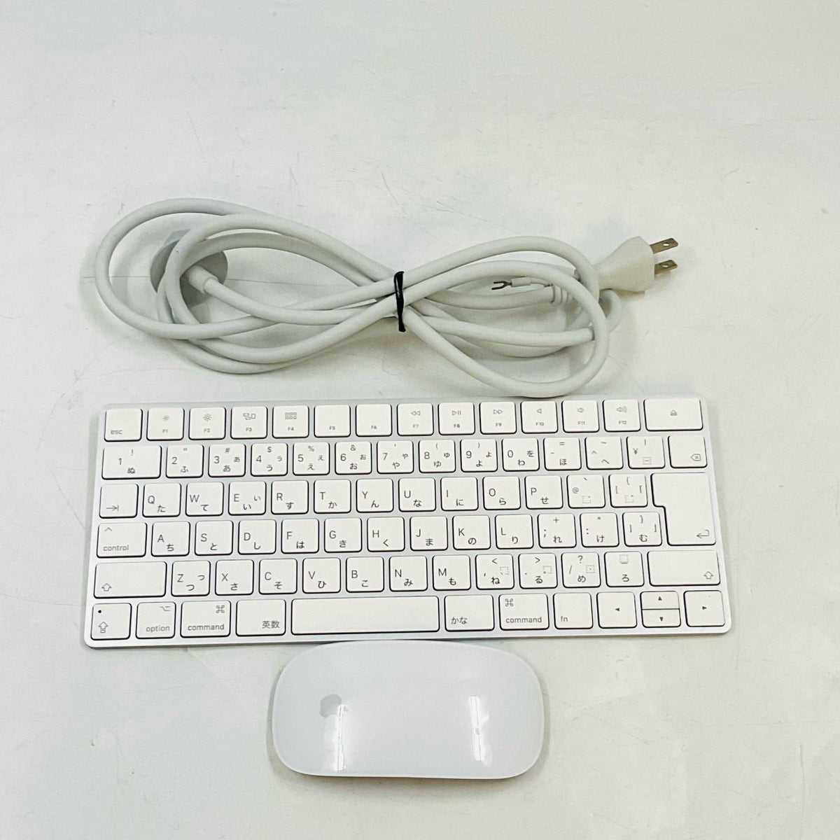 【最速発送】Apple iMac 27インチ Quad-Core Intel Core i5 8GB フュージョンドライブ 1TB シルバー【難有】