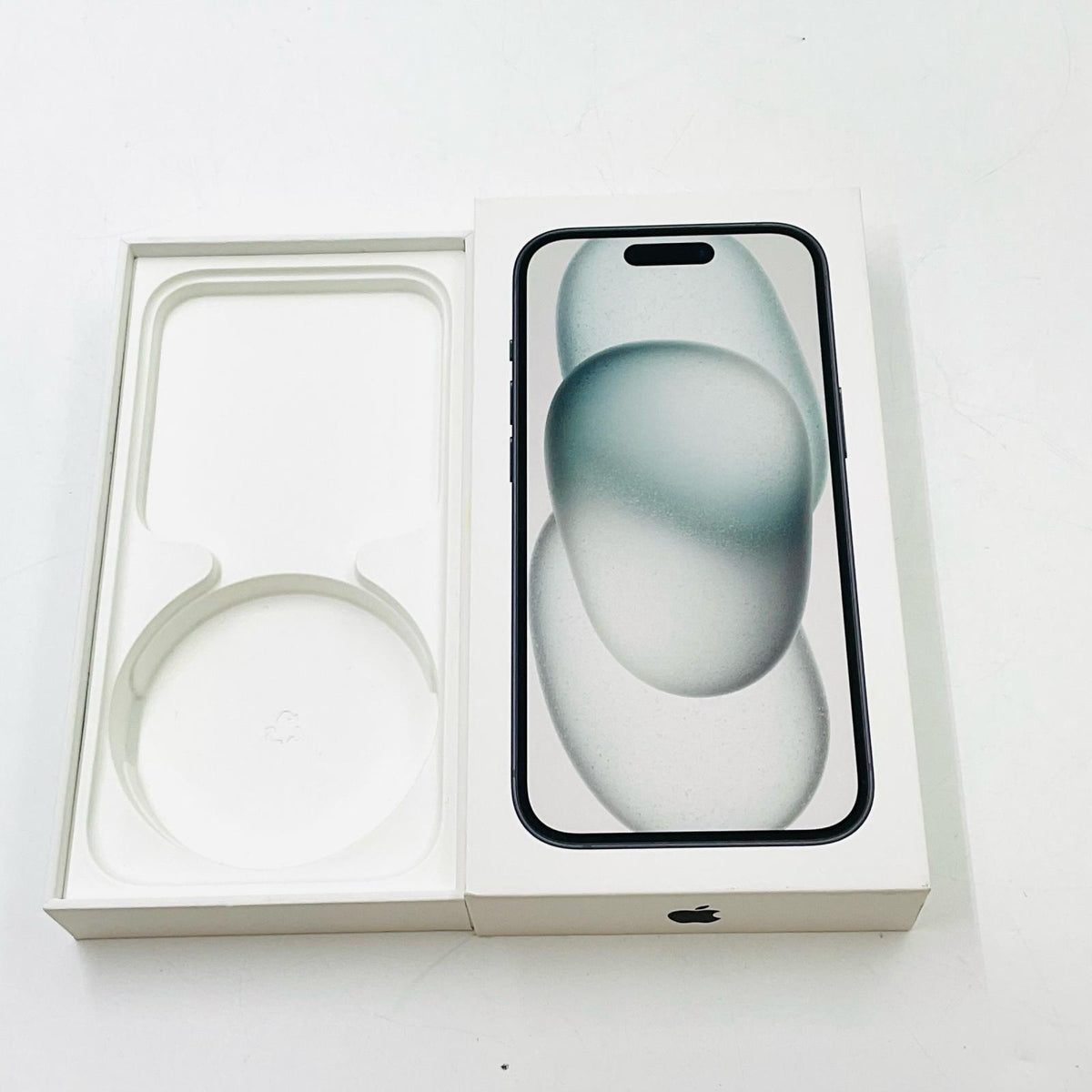 【全額返金保証】【最速発送】Apple iPhone iPhone 15 256GB ブラック 楽天モバイル SIMフリー 白ロム 動作確認済 82%