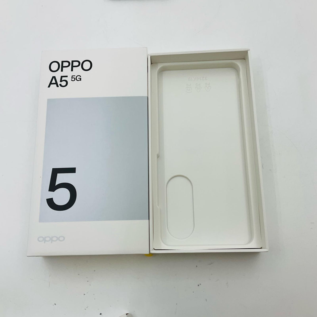【全額返金保証】【最速発送】OPPO A 5 5G 128GB ホワイト Softbank SIMフリー A502OP 白ロム 超美品 動作確認済