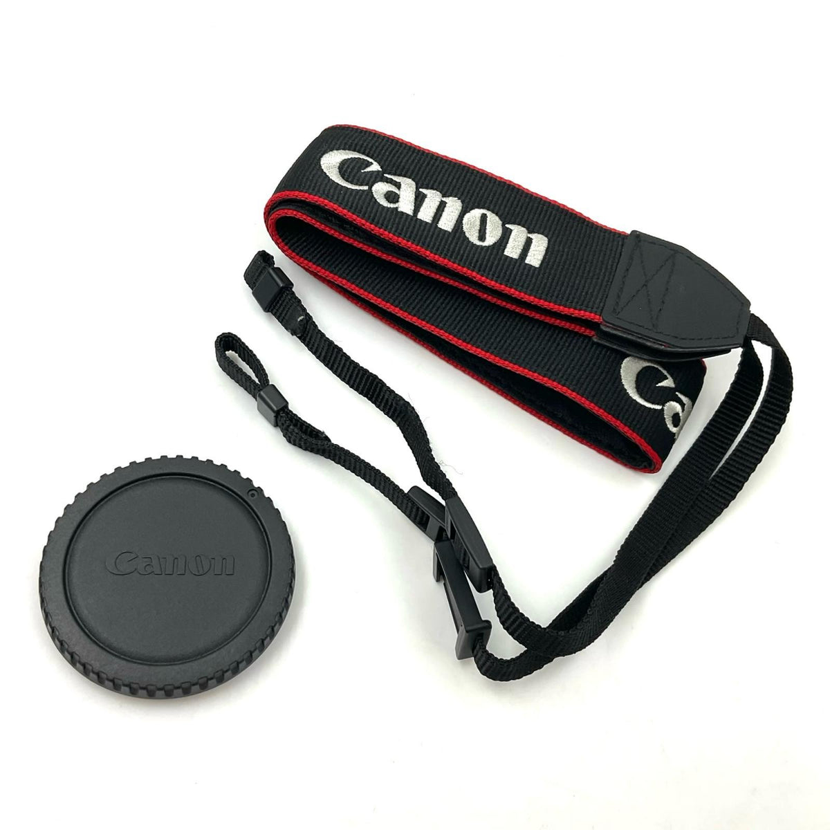 【全額返金保証】【最速発送】Canon デジタル一眼 EOS 8000D ボディ ブラック 美品 動作確認済