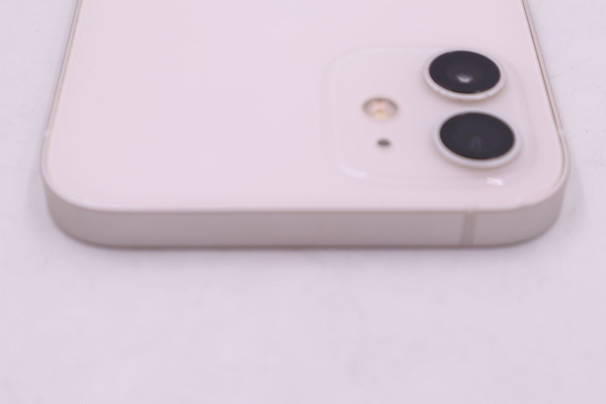 【最速発送】Apple iPhone iPhone 12 128GB ホワイト docomo 白ロム【難有】 84%