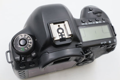【最速発送】Canon デジタル一眼 EOS 5D Mark IV ボディ ブラック【難有】