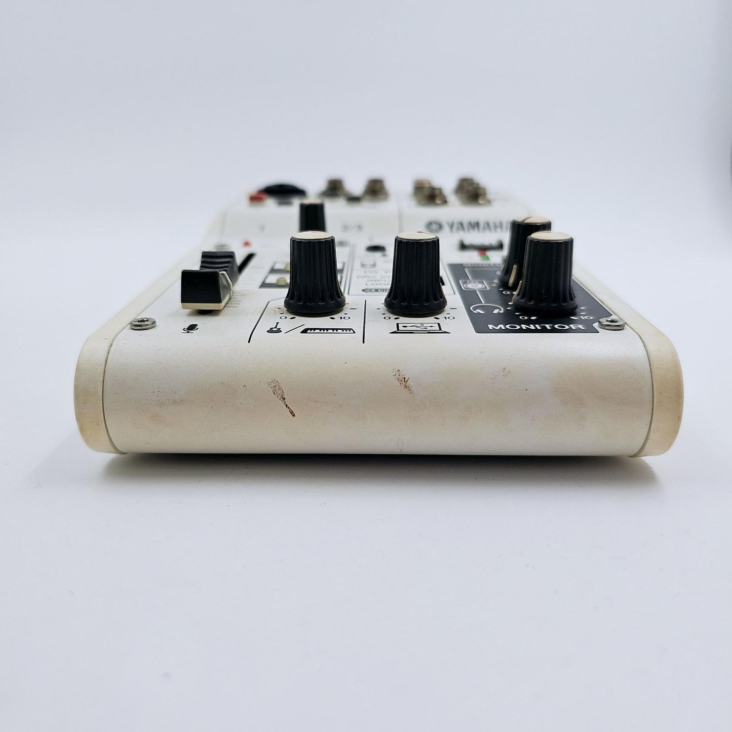 【全額返金保証】【最速発送】YAMAHA ミキシングコンソール AG03 動作確認済