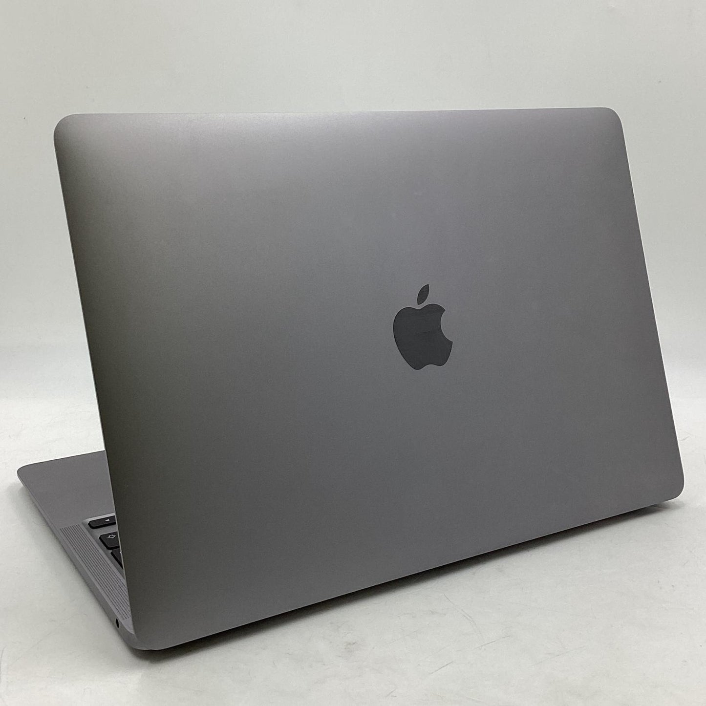 【全額返金保証】【最速発送】Apple MacBook Air Air 13インチ 2020 Apple M1 8GB SSD 256GB シルバー 98.2% 美品 動作確認済