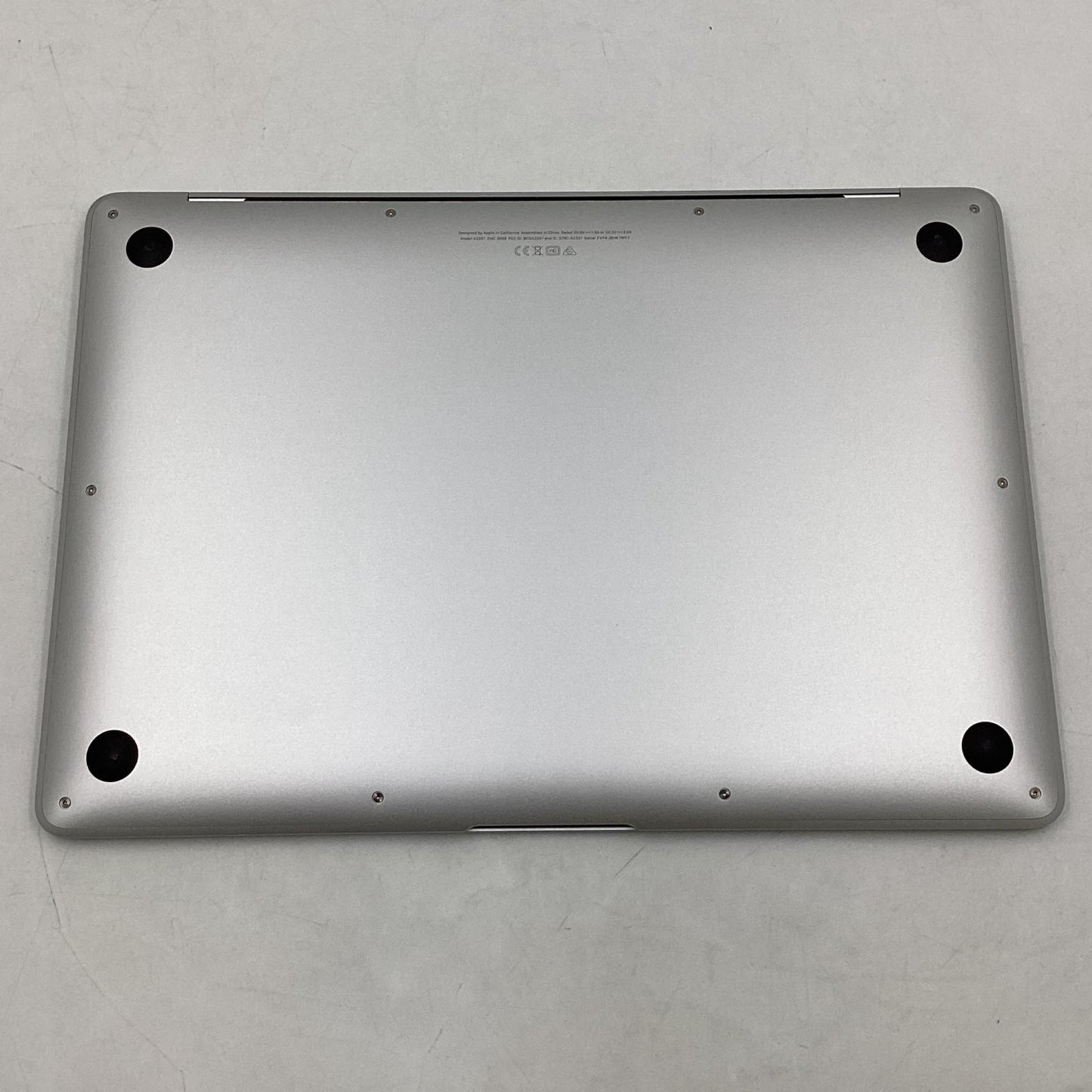 【全額返金保証】【最速発送】Apple MacBook Air 13インチ 2020 Apple M1 8GB SSD 256GB シルバー 88.5% 美品 動作確認済