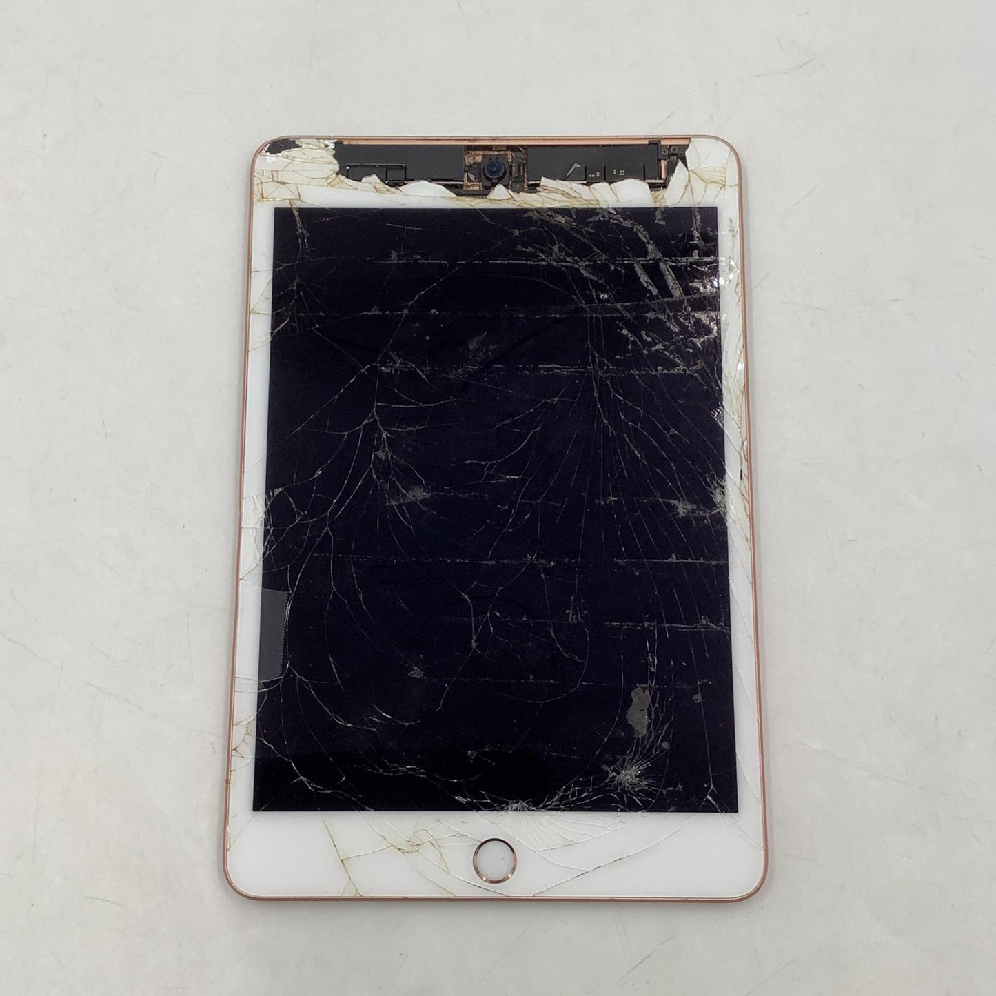 【最速発送】Apple iPad mini 第5世代 64GB WiFi+Cellular Softbank 白ロム【難有】