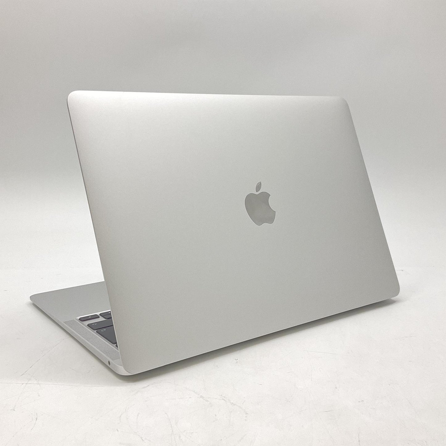 【全額返金保証】【最速発送】Apple MacBook Air Air 13インチ 2020 Apple M1 8GB SSD 256GB シルバー 99.1% 超美品 動作確認済