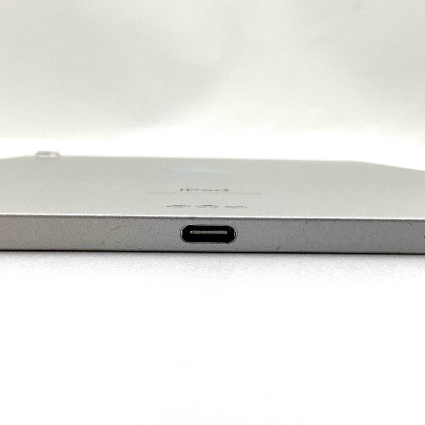 【全額返金保証】【最速発送】Apple iPad Pro 11インチ 第1世代 256GB シルバー Wi-Fi 動作確認済