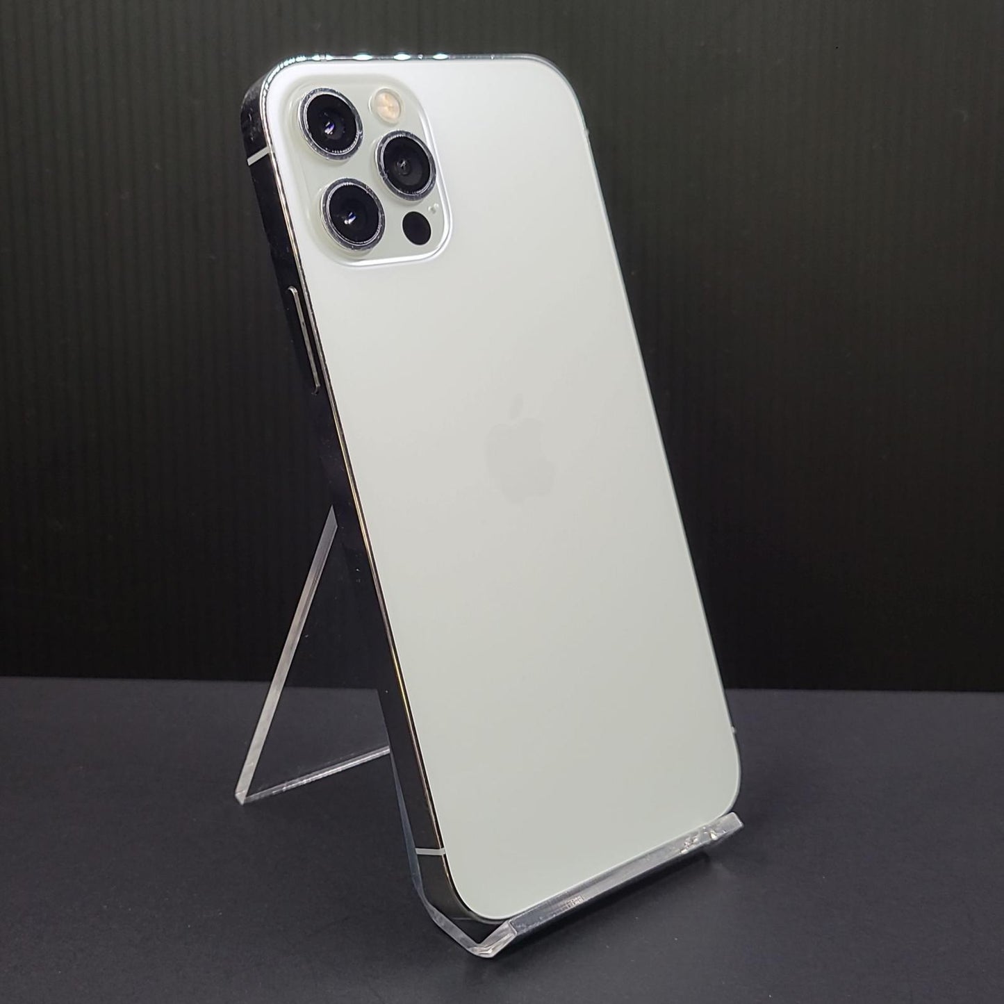 【全額返金保証】【最速発送】Apple iPhone iPhone 12 Pro 128GB シルバー au SIMフリー 白ロム 動作確認済 77%