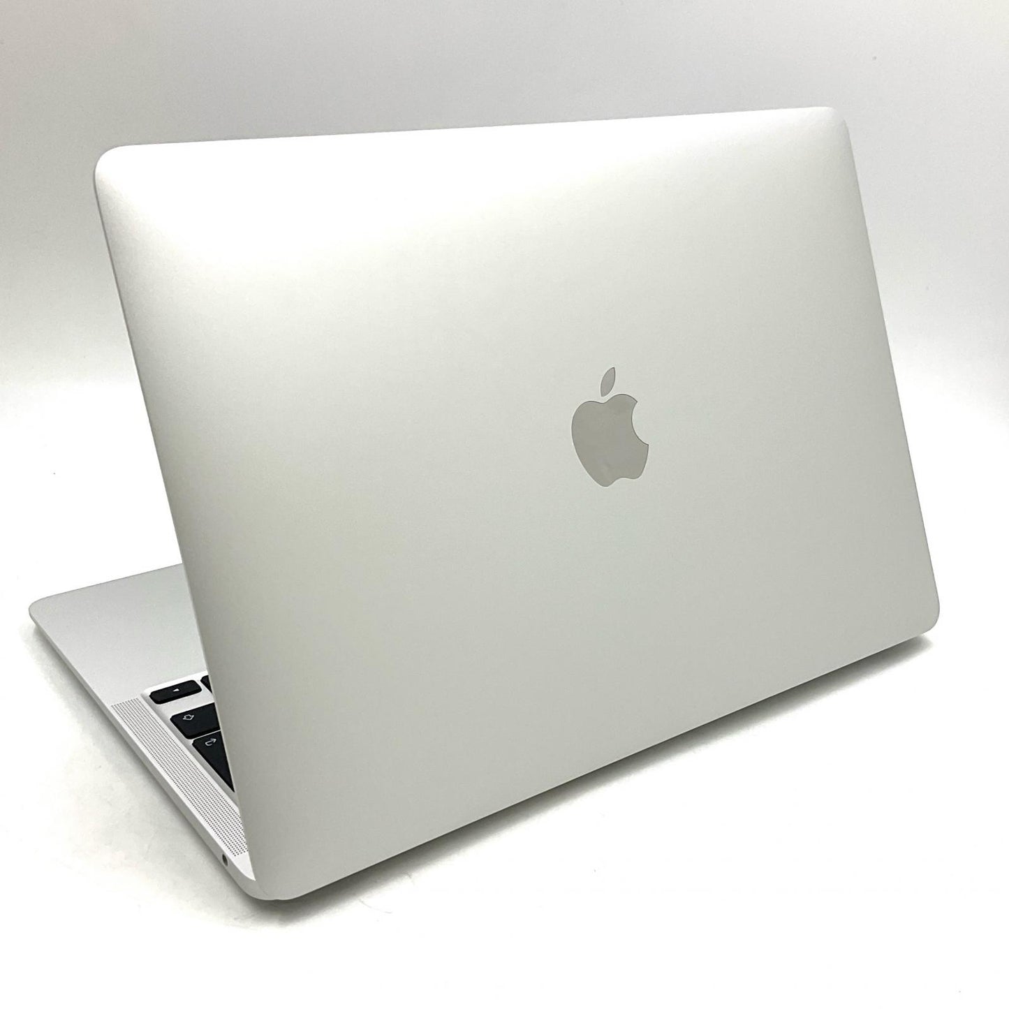 【全額返金保証】【最速発送】Apple MacBook Air Air 13インチ 2020 Apple M1 8GB SSD 256GB シルバー 100% 超美品 動作確認済
