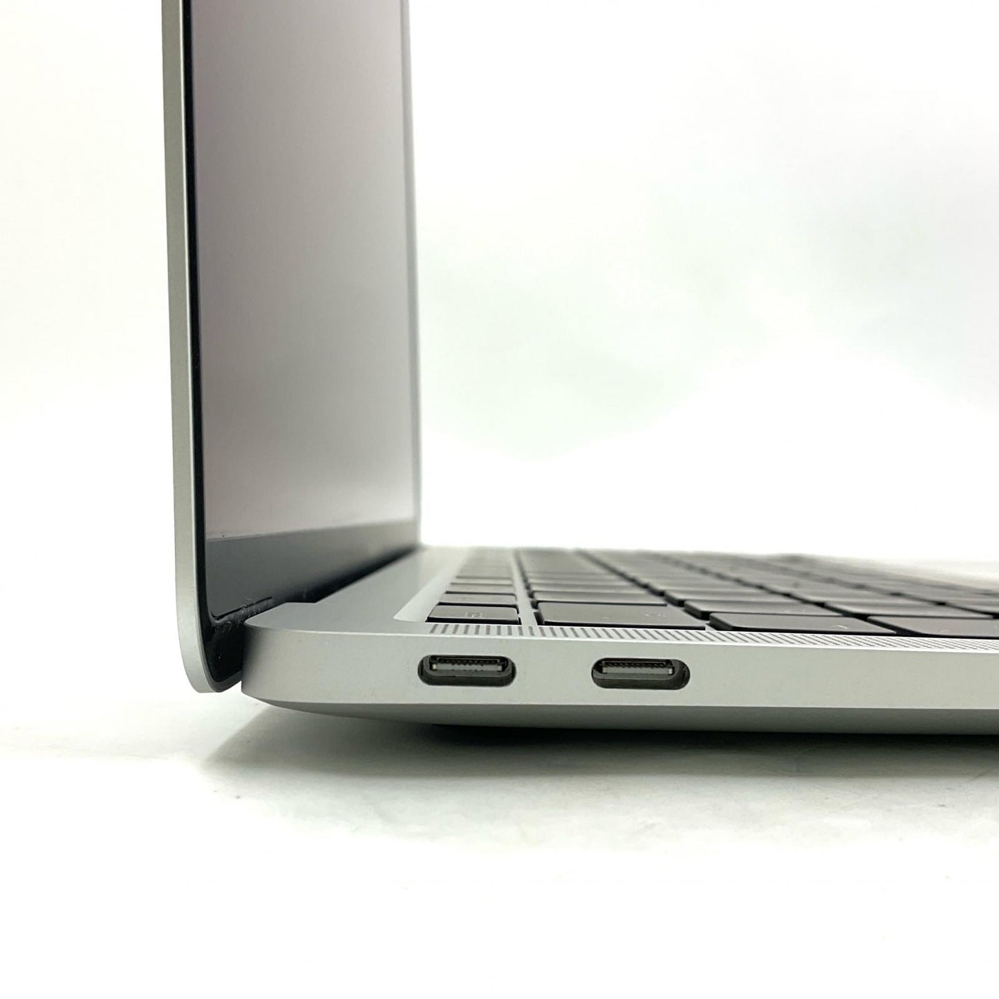 【全額返金保証】【最速発送】Apple MacBook Air Air 13インチ 2020 Apple M1 8GB SSD 256GB シルバー 100% 超美品 動作確認済