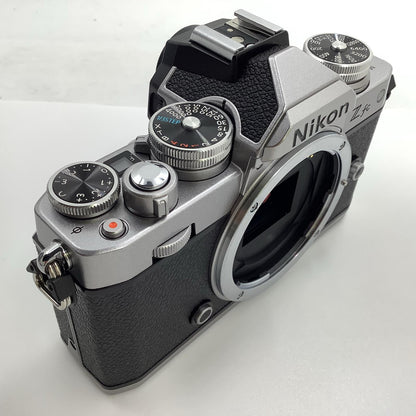 【全額返金保証】【最速発送】Nikon デジタル一眼 Z fc シルバー 超美品 動作確認済