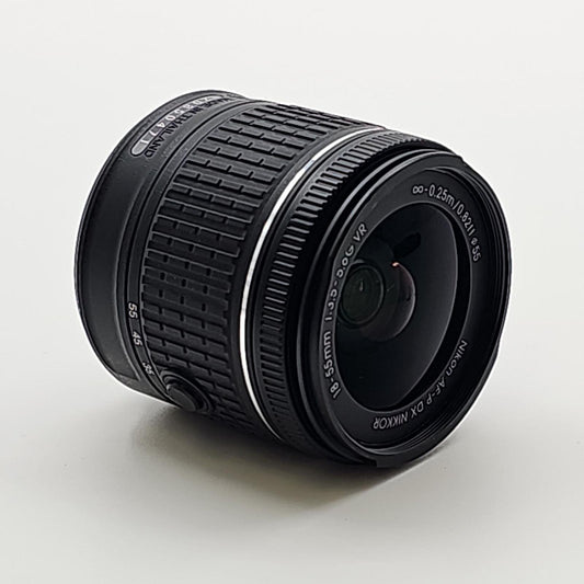 【全額返金保証】【最速発送】Nikon AF-P DX 18-55/3.5-5.6GVR　ブラック 美品 動作確認済