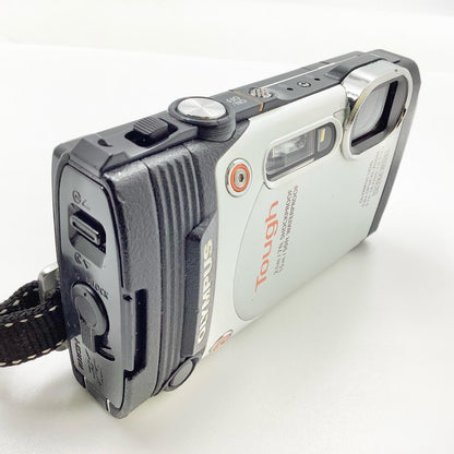 【全額返金保証】【最速発送】OLYMPUS コンパクトデジタルカメラ STYLUS TG-860 Tough ホワイト 動作確認済