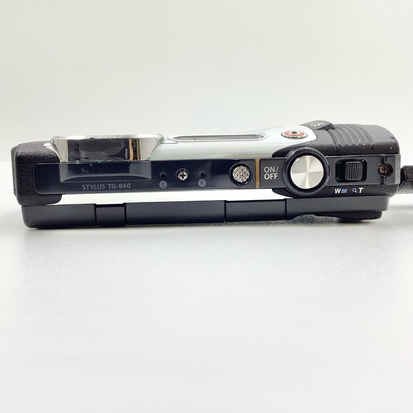 【全額返金保証】【最速発送】OLYMPUS コンパクトデジタルカメラ STYLUS TG-860 Tough ホワイト 動作確認済