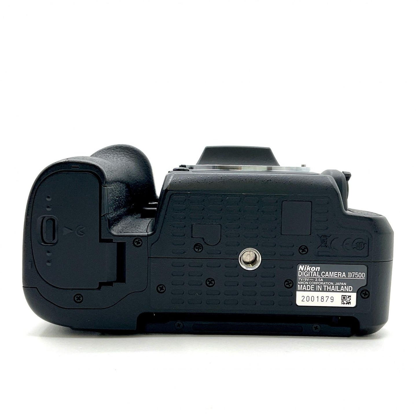 【全額返金保証】【最速発送】Nikon デジタル一眼 D7500 ボディ ブラック 美品 動作確認済