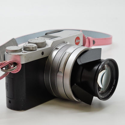 【全額返金保証】【最速発送】Leica コンパクトデジタルカメラ D-LUX7 シルバー 動作確認済