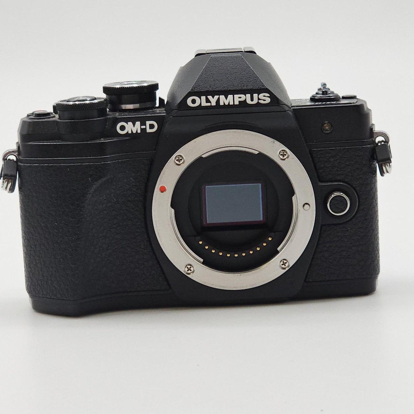 【全額返金保証】【最速発送】OLYMPUS デジタル一眼 OM-D E-M10 Mark III ブラック 動作確認済