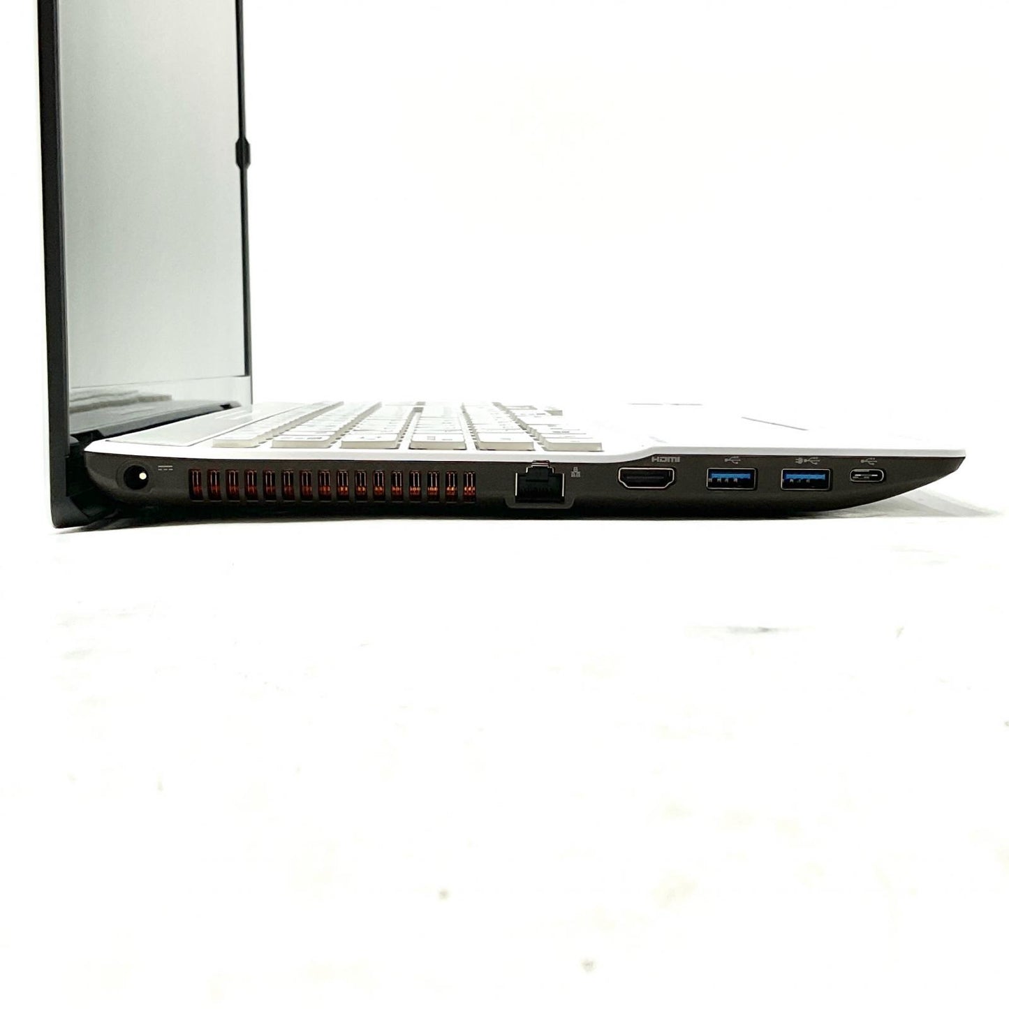 【全額返金保証】【最速発送】富士通 LIFEBOOK AH Series FMVA76E1WB AMD Ryzen 7 3750H with Radeon Vega Mobile Gfx 2.30 GHz 8GB M.2 SSD 512GB 62.7% 美品 動作確認済