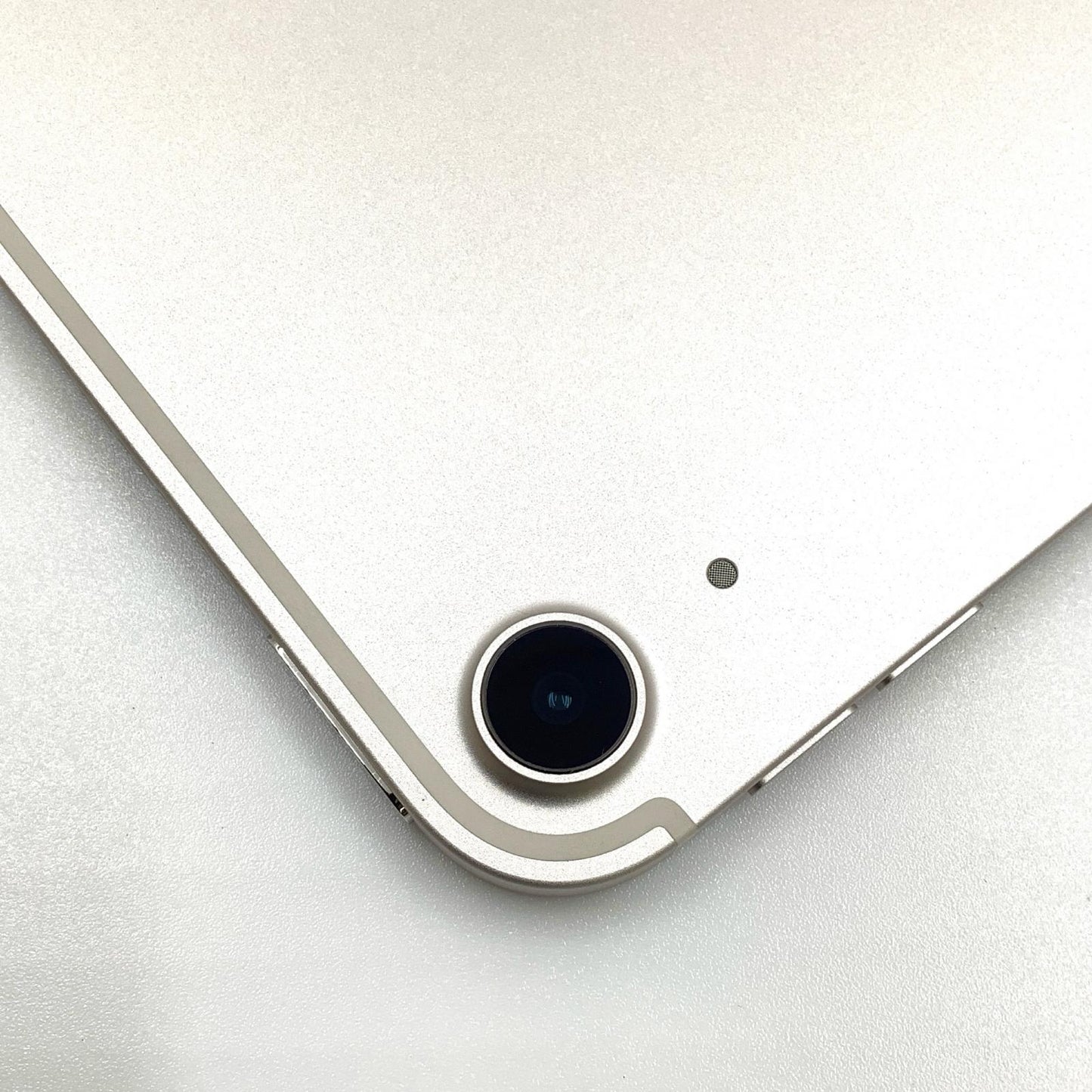 【全額返金保証】【最速発送】Apple iPad Air 13インチ 第6世代 1TB スターライト WiFi+Cellular 白ロム 超美品 動作確認済