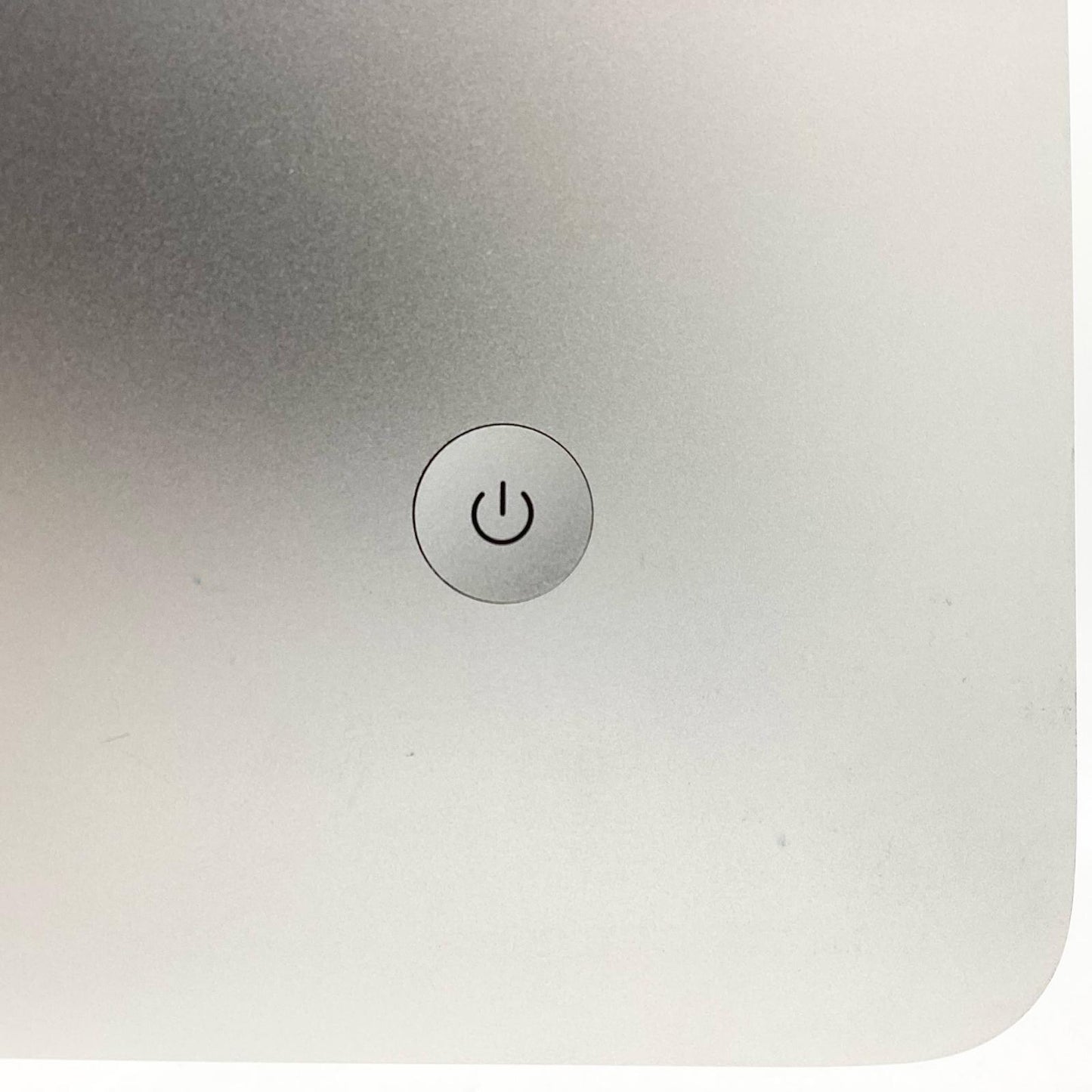 【全額返金保証】【最速発送】Apple iMac 21.5インチ 3GHz 6コア　Intel Core i5 8GB フュージョンドライブ 1TB シルバー 動作確認済