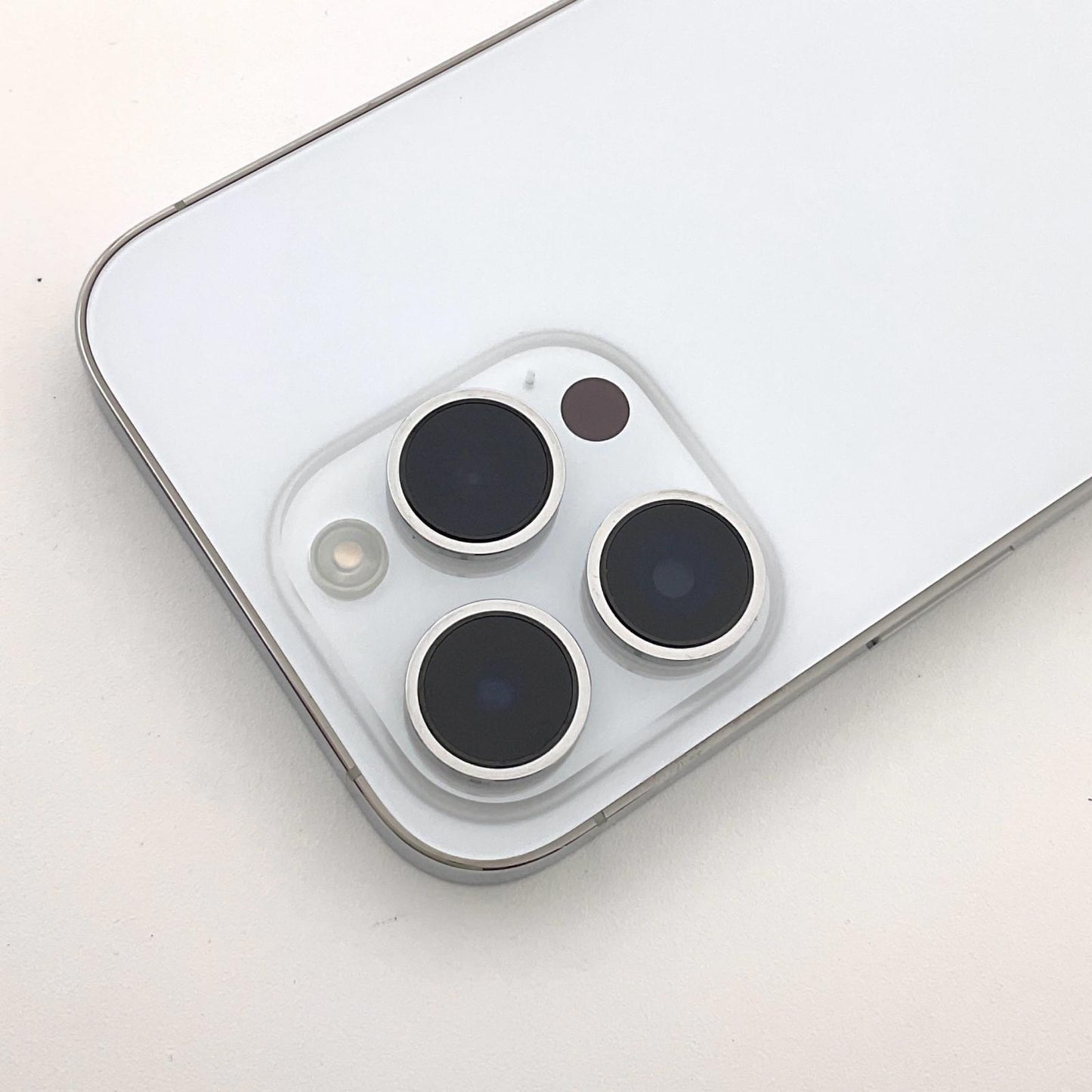 【全額返金保証】【最速発送】Apple iPhone iPhone Pro 14 Pro 512GB シルバー SIMフリー 白ロム 美品 動作確認済 92%